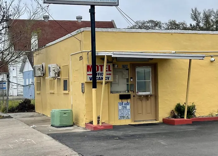 Downtown Motel